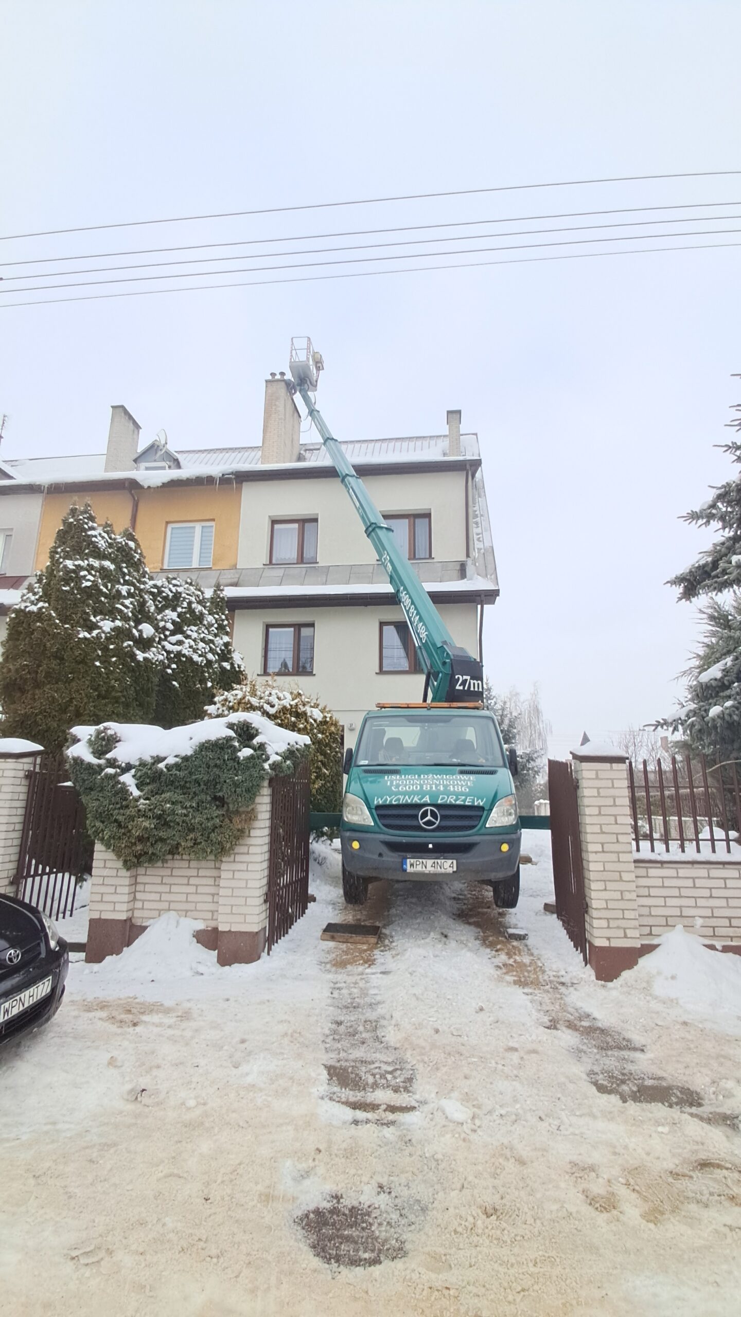 Realizacja podnośnika koszowego w Płońsku i okolicach
