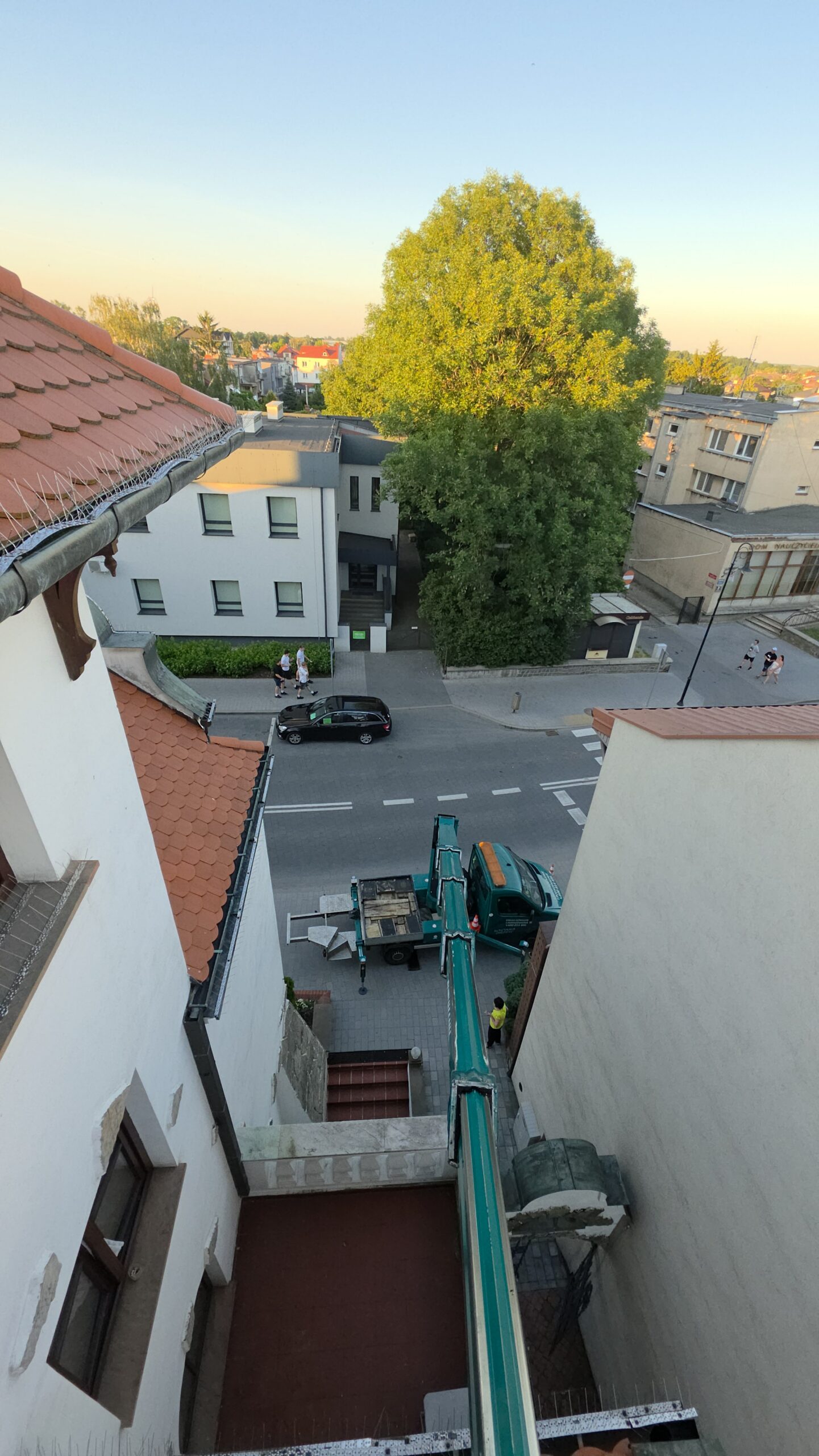 Realizacja podnośnika koszowego w Płońsku i okolicach